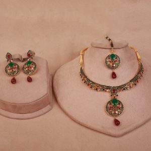 Alternative view of Antique Jewelry