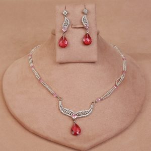 Alternative view of Necklace Set
