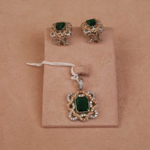 Pendant Set