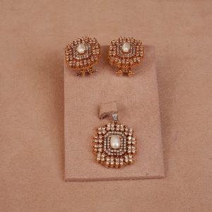 Pendant Set