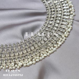 Alternative view of Bridal Set