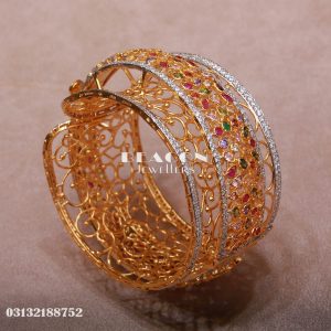 Alternative view of Bangle