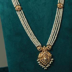Alternative view of Nauratan Jewellery