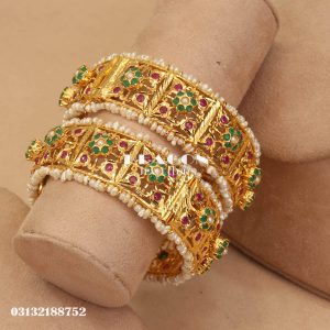 Alternative view of Bangles