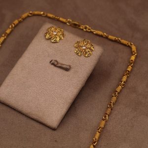 Alternative view of Malas